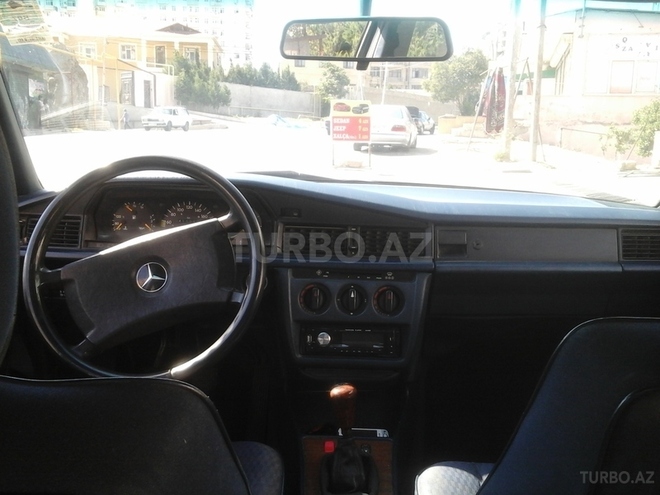 Mercedes 190 1992, 250,000 km - 1.8 l - Bakı