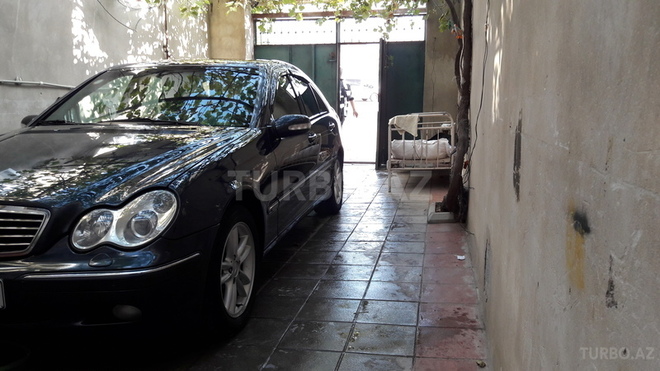 Mercedes C 250 2000, 300,000 km - 2.2 l - Bakı