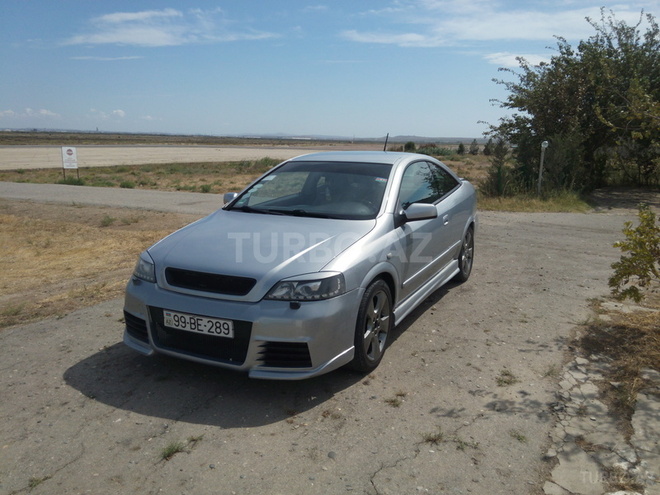 Opel Astra 2002, 150,000 km - 2.2 l - Bakı