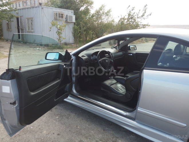 Opel Astra 2002, 150,000 km - 2.2 l - Bakı