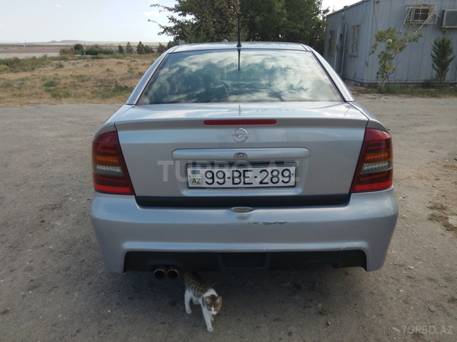 Opel Astra 2002, 150,000 km - 2.2 l - Bakı