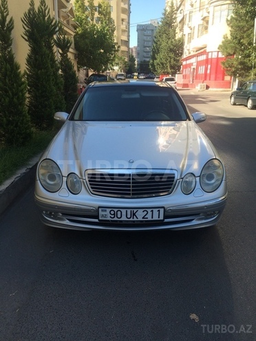 Mercedes E 240 2004, 240,000 km - 2.6 l - Bakı