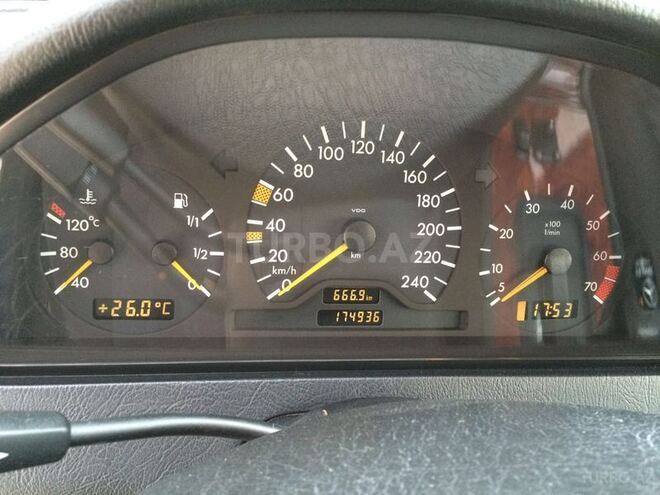 Mercedes C 200 1999, 174,936 km - 2.0 l - Cəlilabad