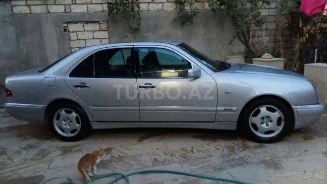 Mercedes E 300 1997, 460,000 km - 3.0 l - Bakı