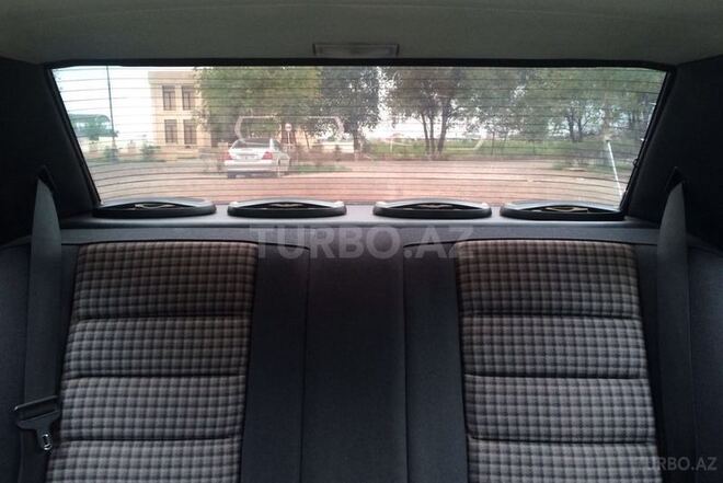 Mercedes 190 1991, 276,510 km - 2.0 л - Cəlilabad