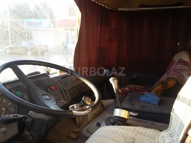 Mercedes 814 D 1985, 350,000 km - 6.0 l - Bakı