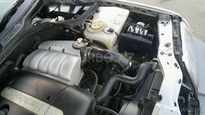 Mercedes E 220 2000, 289,562 km - 2.2 l - Bakı