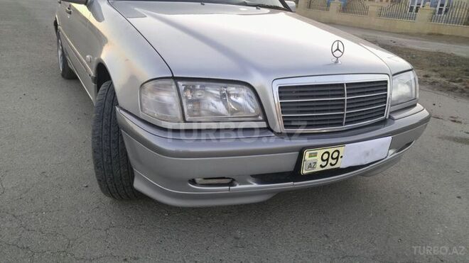 Mercedes E 220 2000, 289,562 km - 2.2 l - Bakı