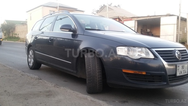 Volkswagen Passat 2006, 198,000 km - 2.0 l - Bakı