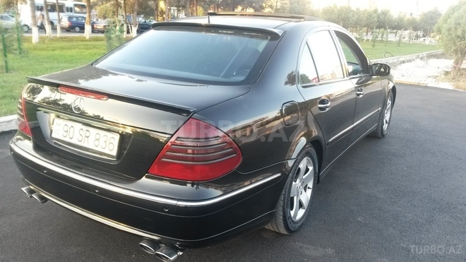Mercedes E 270 2002, 205,000 km - 2.7 л - Bakı