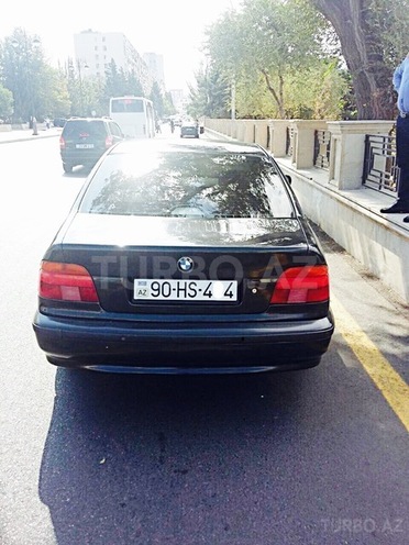 BMW 528 2000, 225,400 km - 2.8 l - Bakı