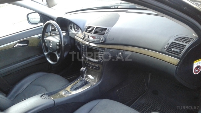 Mercedes E 220 2007, 177,800 km - 2.2 l - Sumqayıt