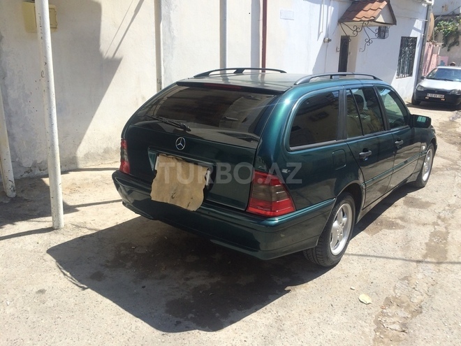 Mercedes C 200 1998, 298,000 km - 2.0 л - Bakı