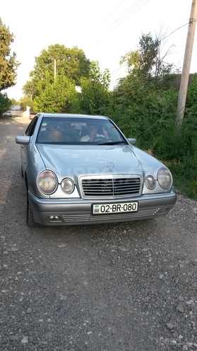 Mercedes E 200 1998, 296,254 km - 2.0 л - Ağdam
