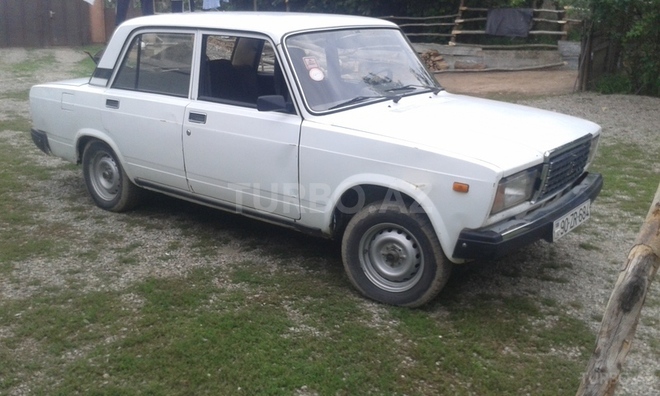 LADA (VAZ) 2107 2004, 95,000 km - 1.5 л - Quba
