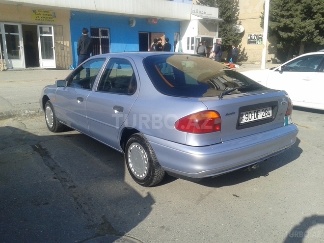 Ford Mondeo 1995, 285,000 km - 1.8 l - Bakı
