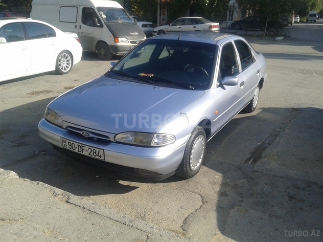 Ford Mondeo 1995, 285,000 km - 1.8 l - Bakı