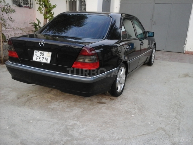 Mercedes C 230 1999, 157,000 km - 2.3 l - Bakı
