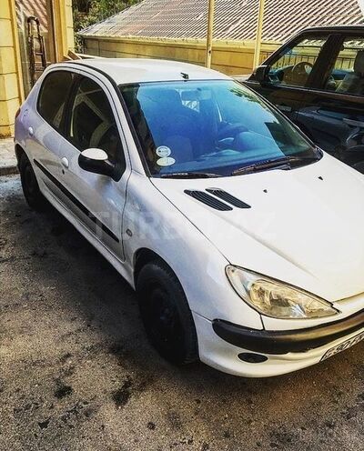 Peugeot 206 2005, 140,500 km - 1.4 l - Bakı