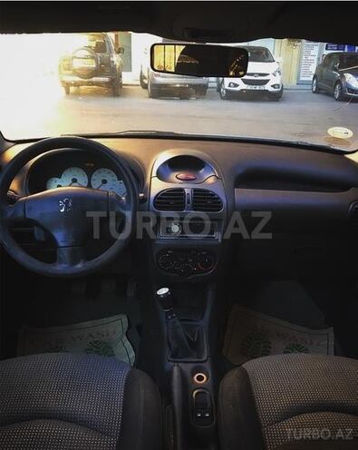 Peugeot 206 2005, 140,500 km - 1.4 l - Bakı