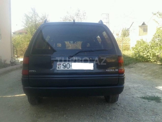Opel Astra 1997, 2,998,245 km - 1.6 l - Bakı