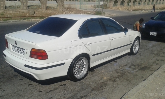 BMW 523 1997, 210,000 km - 2.3 l - Bakı