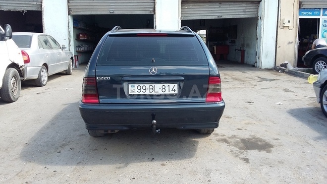 Mercedes C 220 1998, 245,000 km - 2.2 l - Sumqayıt