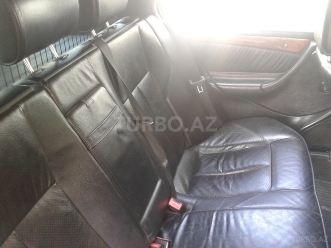 Mercedes C 220 1998, 245,000 km - 2.2 l - Sumqayıt