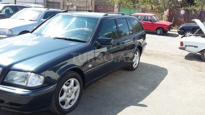 Mercedes C 220 1998, 245,000 km - 2.2 l - Sumqayıt