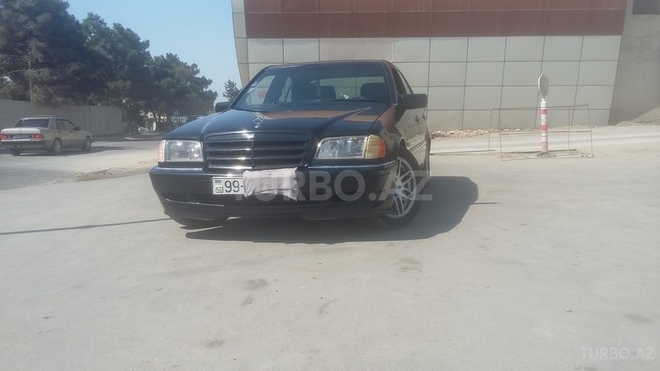 Mercedes C 220 1999, 270,358 km - 2.2 l - Bakı