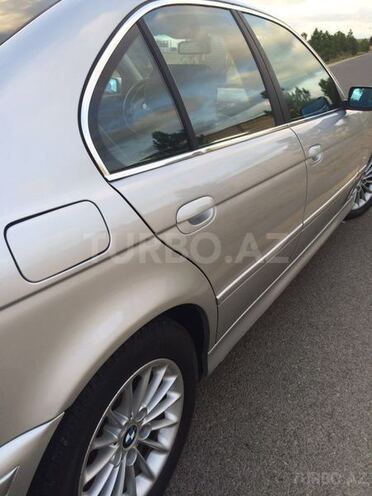 BMW 530 2001, 266,000 km - 3.0 l - Bakı