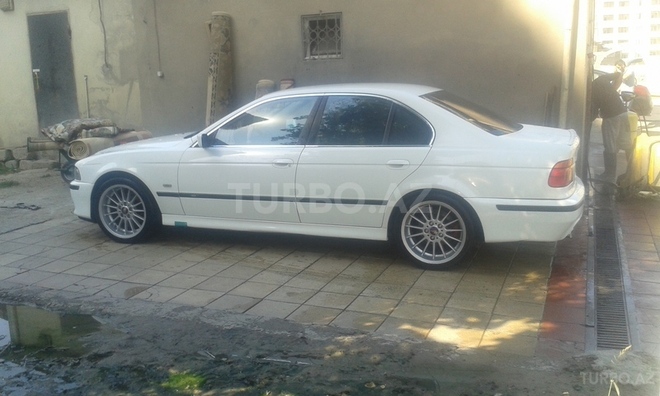 BMW 523 1997, 215,000 km - 2.5 l - Bakı