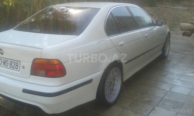 BMW 523 1997, 215,000 km - 2.5 l - Bakı