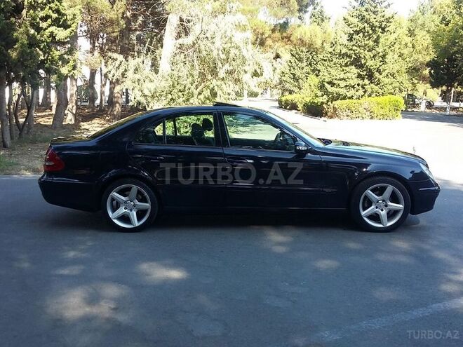 Mercedes E 220 2003, 189,700 km - 2.2 l - Bakı