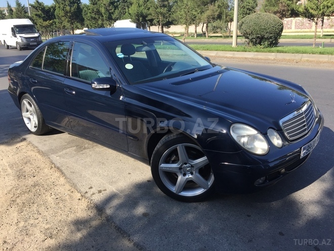 Mercedes E 220 2003, 189,700 km - 2.2 l - Bakı