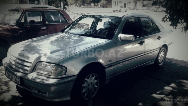 Mercedes C 200 1999, 117,000 km - 2.0 l - Sumqayıt