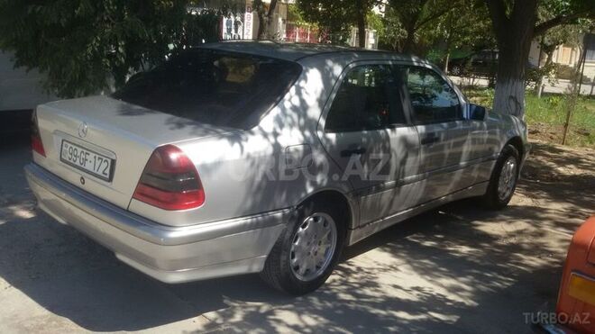 Mercedes C 200 1999, 117,000 km - 2.0 l - Sumqayıt