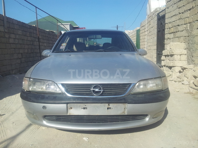 Opel Vectra 1996, 180,000 km - 2.0 l - Bakı