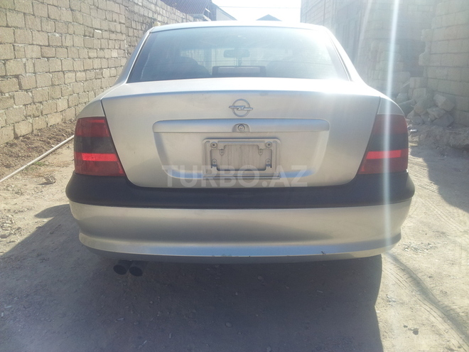 Opel Vectra 1996, 180,000 km - 2.0 l - Bakı
