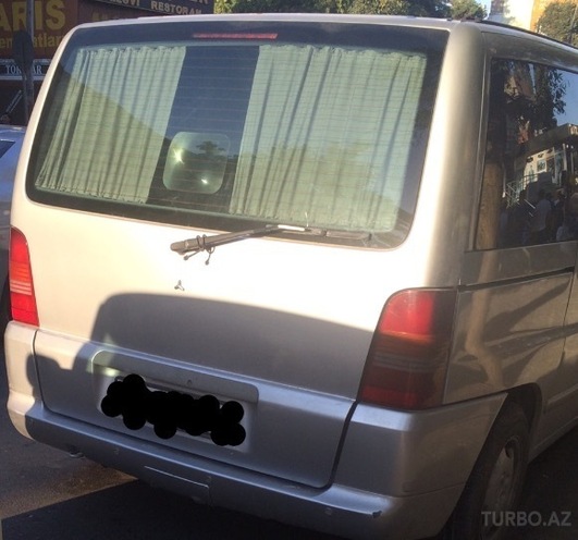 Mercedes Vito 1999, 320,000 km - 2.8 л - Bakı