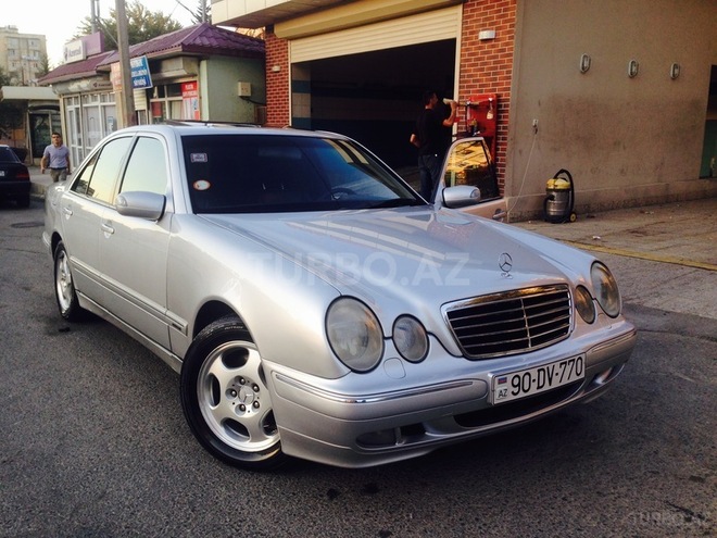 Mercedes E 280 2000, 340,000 km - 2.7 l - Bakı