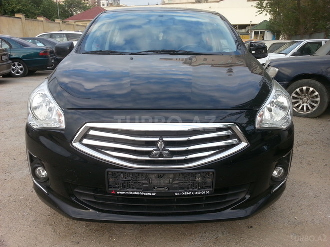 Mitsubishi Attrage 2014, 80,000 km - 1.2 l - Bakı
