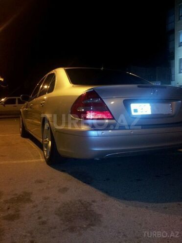 Mercedes E 220 2002, 155,555 km - 2.2 l - Bakı
