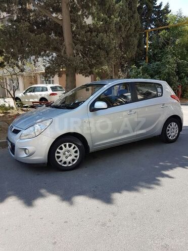 Hyundai i20 2011, 65,000 km - 1.4 l - Bakı