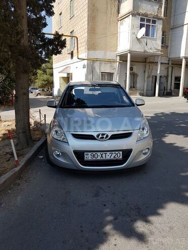 Hyundai i20 2011, 65,000 km - 1.4 l - Bakı
