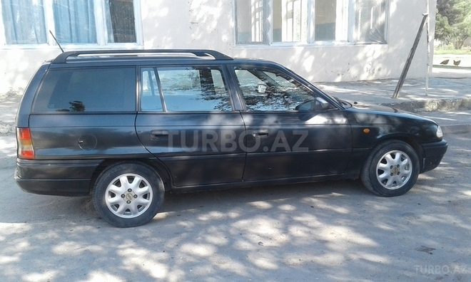 Opel Astra 1997, 252,000 km - 1.8 l - Bakı