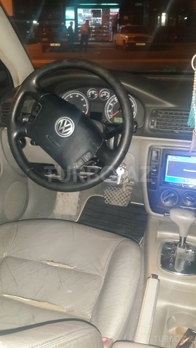 Volkswagen Passat 2001, 200 km - 1.8 l - Bakı