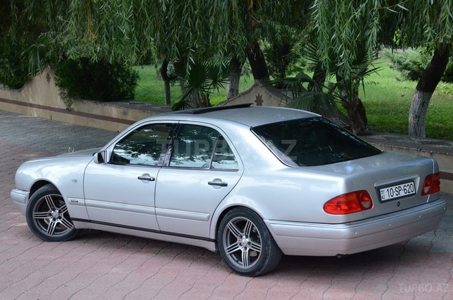 Mercedes E 200 1997, 385,541 km - 2.0 l - Ağcabədi
