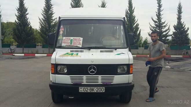 Mercedes 208 D 1994, 411,000 km - 2.3 л - Bakı