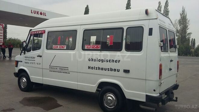 Mercedes 208 D 1994, 411,000 km - 2.3 л - Bakı